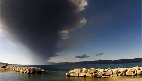 Etna: ogni eruzione uno spettacolo. Da Reggio, gli scatti di Francesco Turano